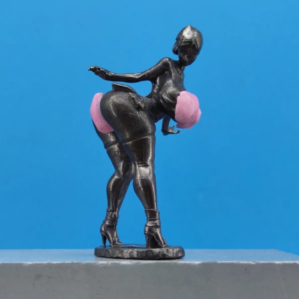 Statuetta Femminile Vintage in - Vintage Collectible Cars recensione e prezzo