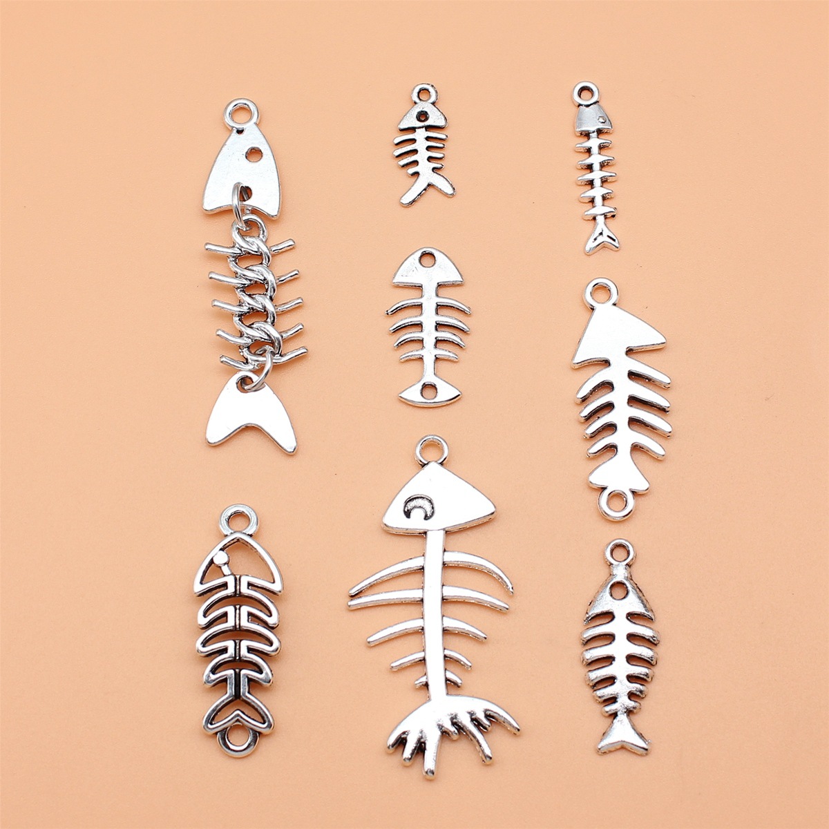 Collezione di ciondoli a lisch - Vintage Collectible Jewelry recensione e prezzo